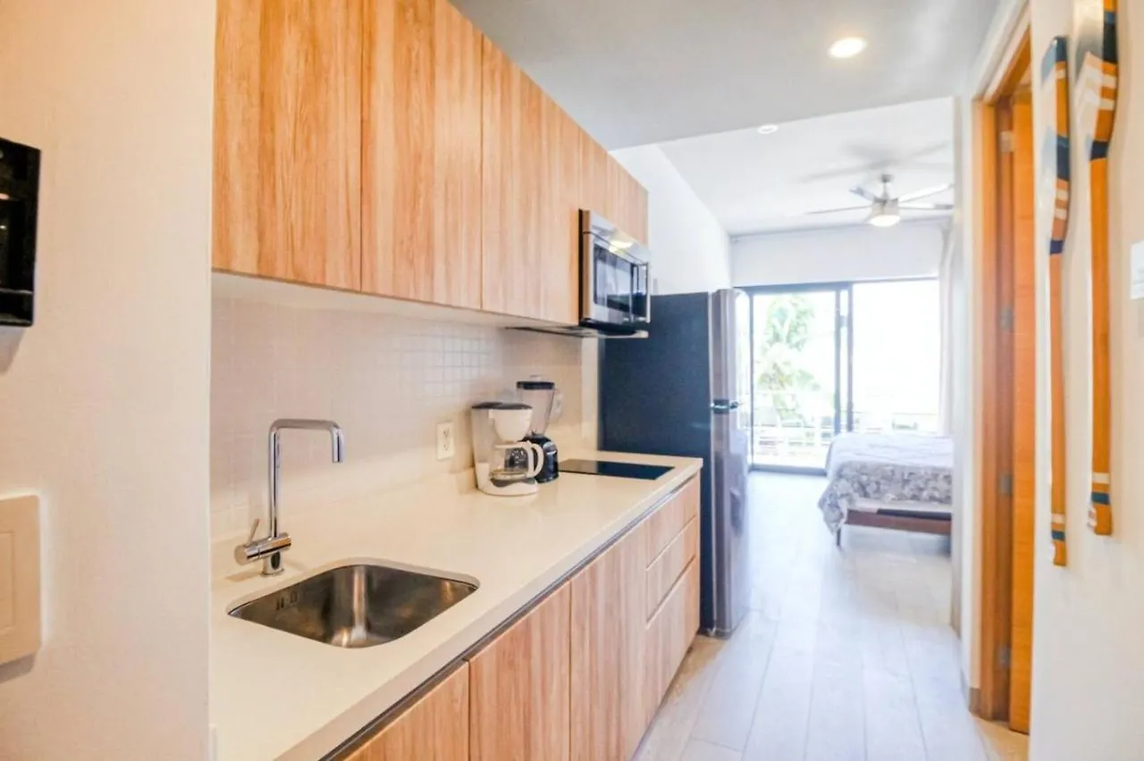 Quiet Studio 2 Blocks To The Beach Playa del Carmen Appartement